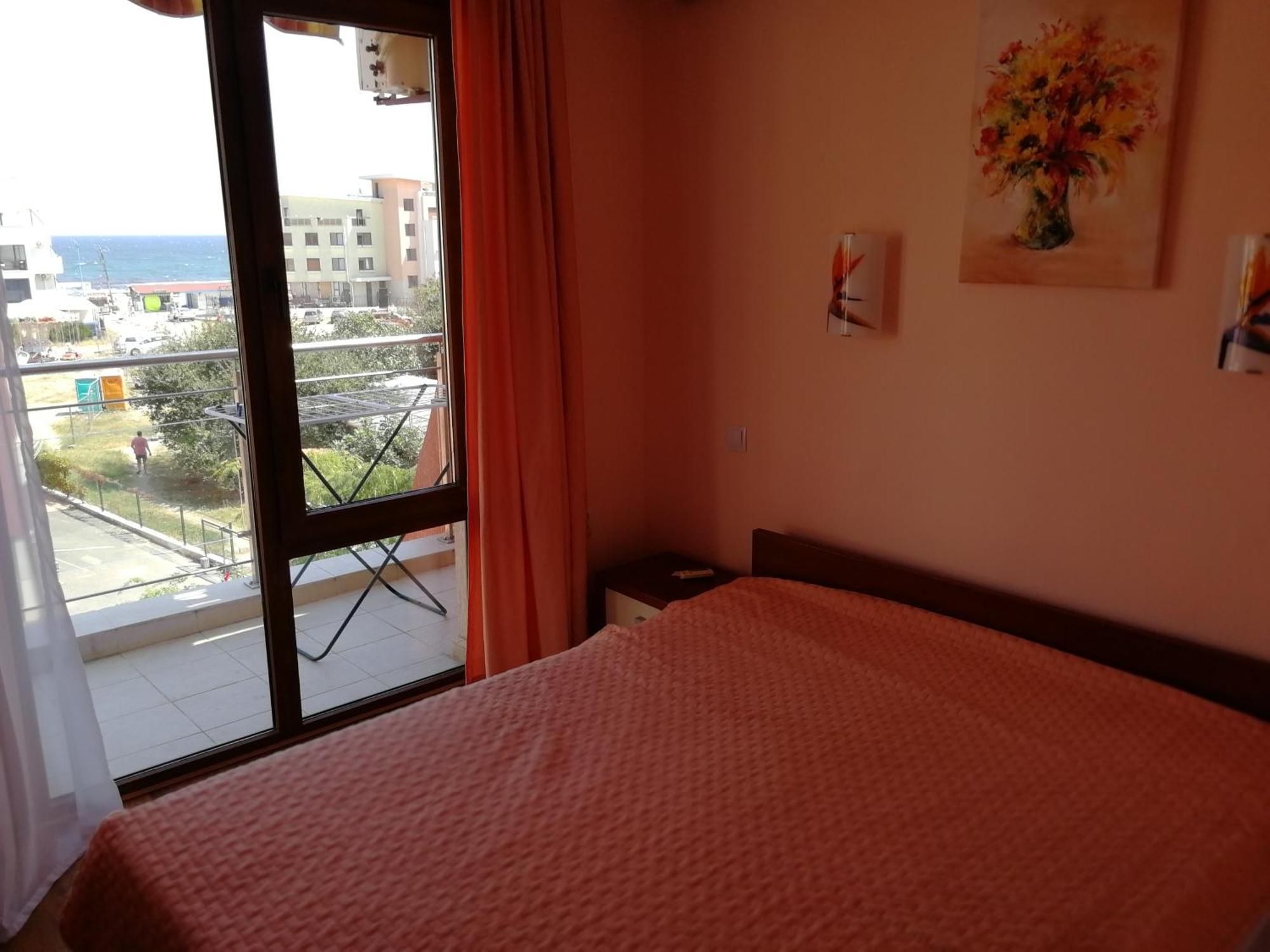 Sea'N'Pool Apartments In Hotel Созопол Екстериор снимка