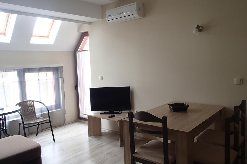 Sea'N'Pool Apartments In Hotel Созопол Екстериор снимка